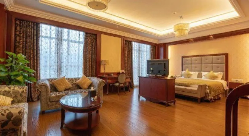 Bed in Jiande Peninsula Kaihao Hotel