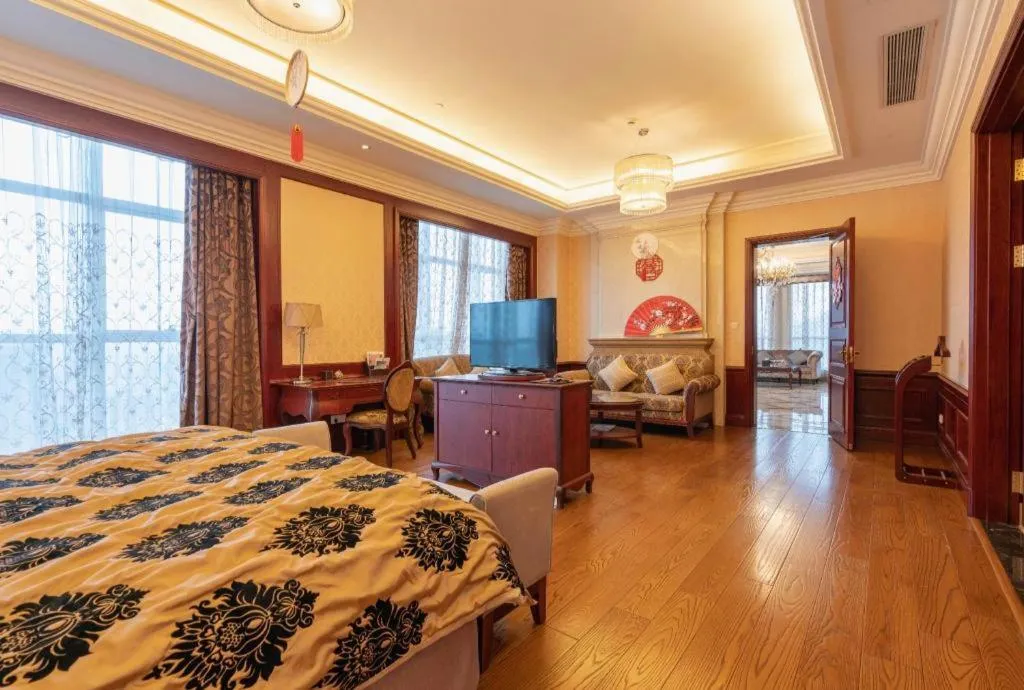 Bed in Jiande Peninsula Kaihao Hotel