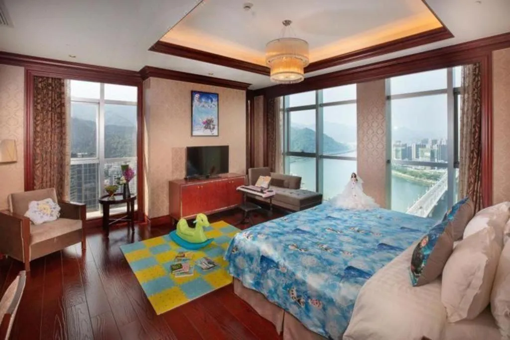 Bed in Jiande Peninsula Kaihao Hotel