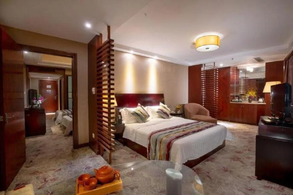 Bed in Jiande Peninsula Kaihao Hotel