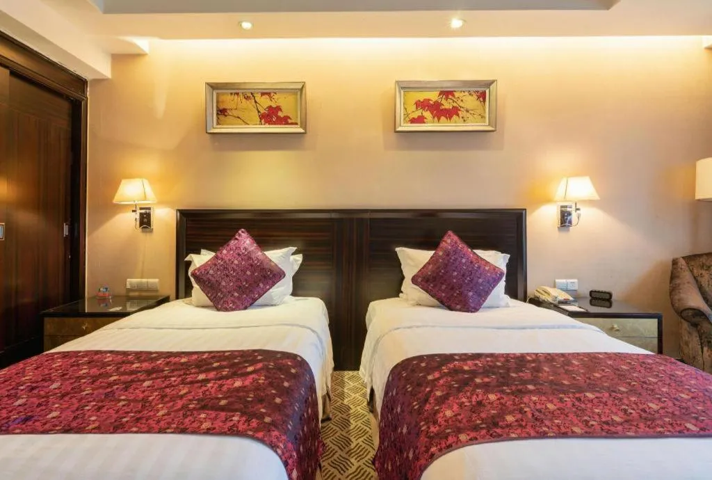 Bed in Jiande Peninsula Kaihao Hotel