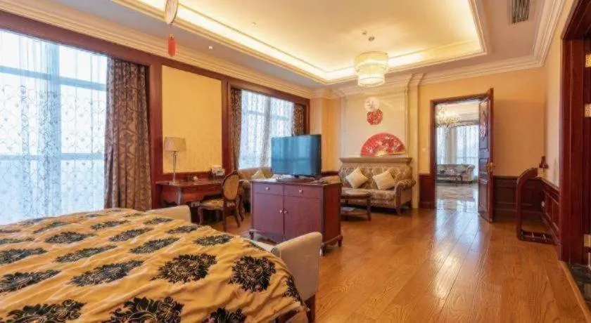 Bed in Jiande Peninsula Kaihao Hotel