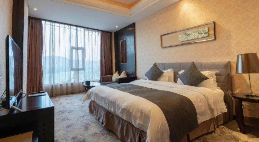 Bed in Jiande Peninsula Kaihao Hotel