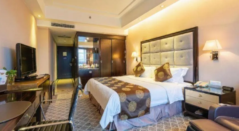 Bed in Jiande Peninsula Kaihao Hotel