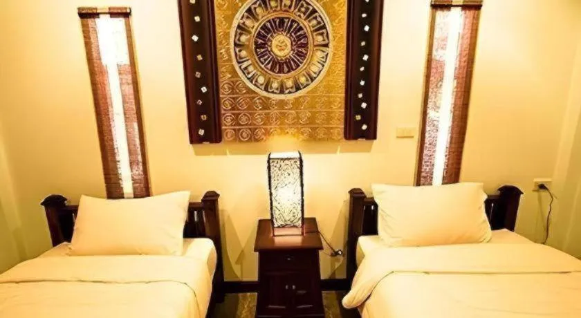 Bed in Monn Phu Phrai