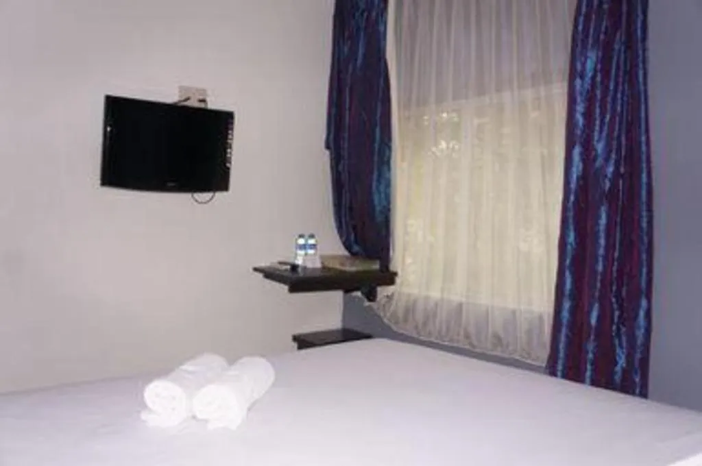 Bed in Win Hotel Blok M