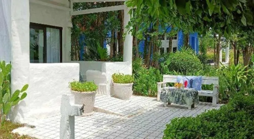 Brassiere Beach Hotel