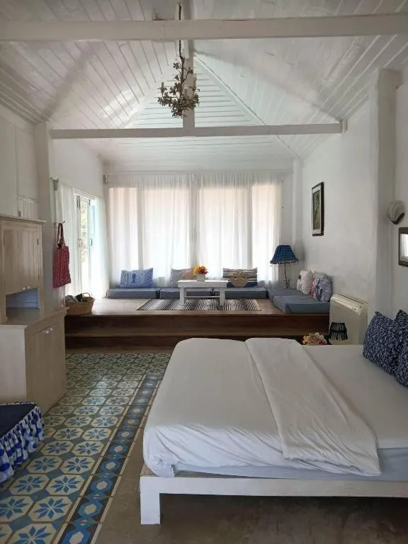 Bed in Brassiere Beach Hotel