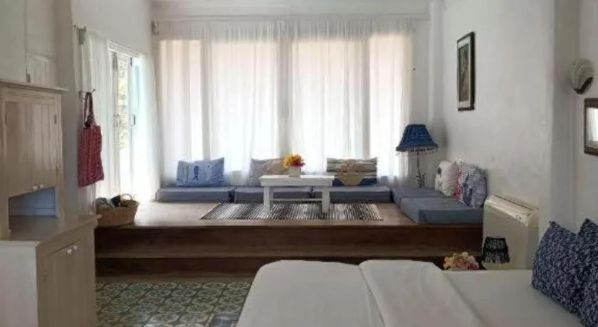 Bed in Brassiere Beach Hotel