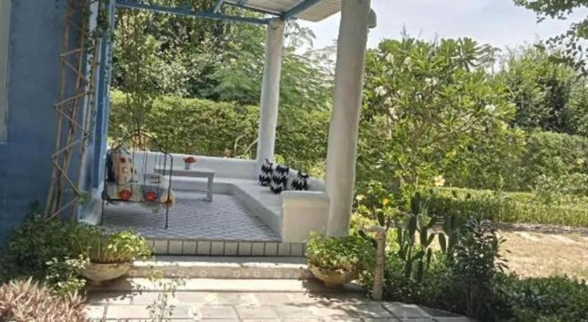 Brassiere Beach Hotel