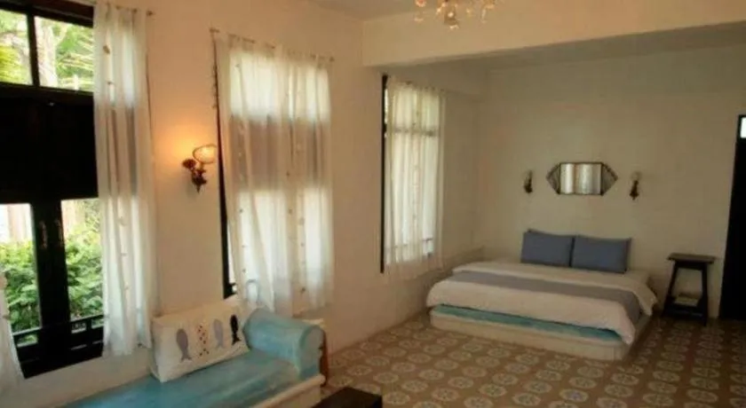 Bed in Brassiere Beach Hotel