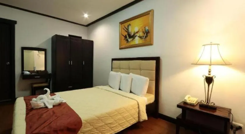 Bed in D' Leonor Hotel