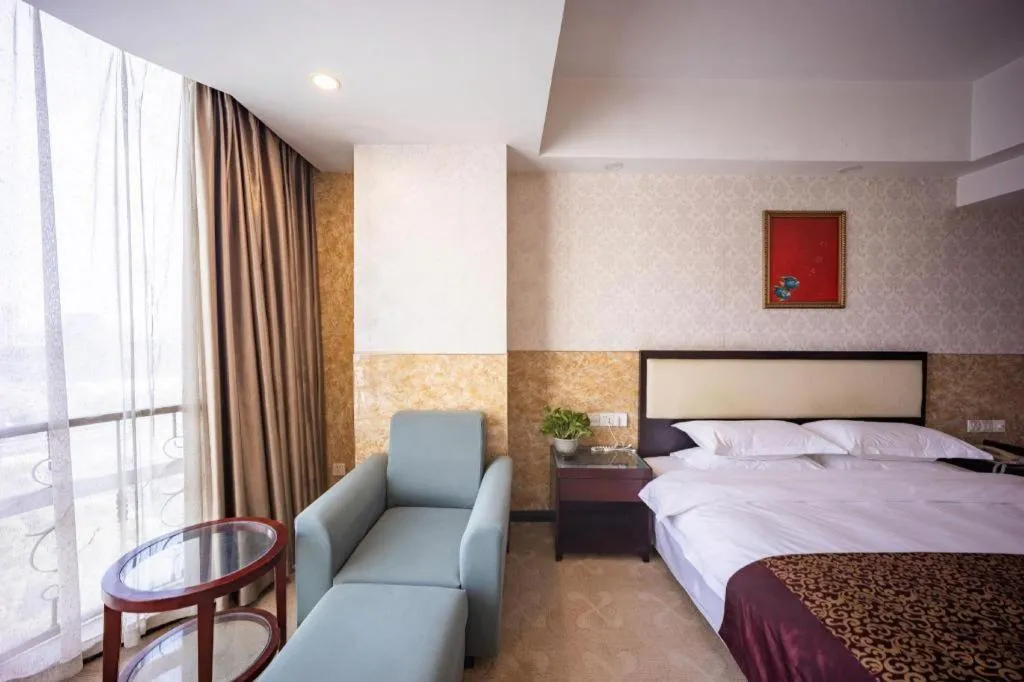 Bed in Wuhan Newport International Hotel