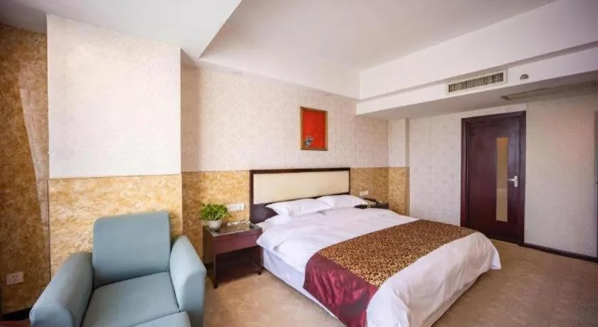 Bed in Wuhan Newport International Hotel
