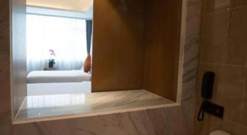 Kunming Greenlake View Hotel