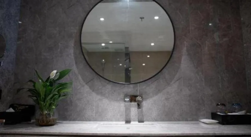 Kunming Greenlake View Hotel