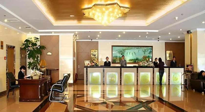 Kunming Greenlake View Hotel