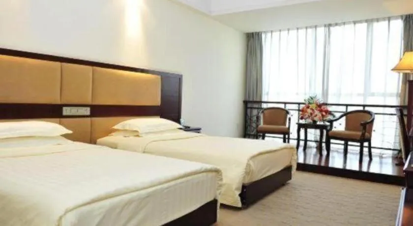 Bed in Kunming Greenlake View Hotel