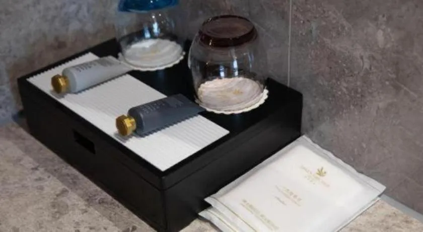 Kunming Greenlake View Hotel