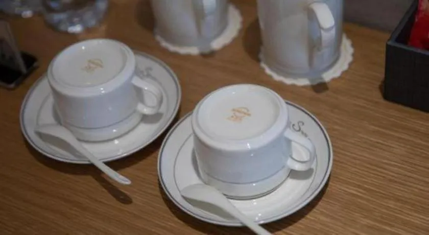 Kunming Greenlake View Hotel