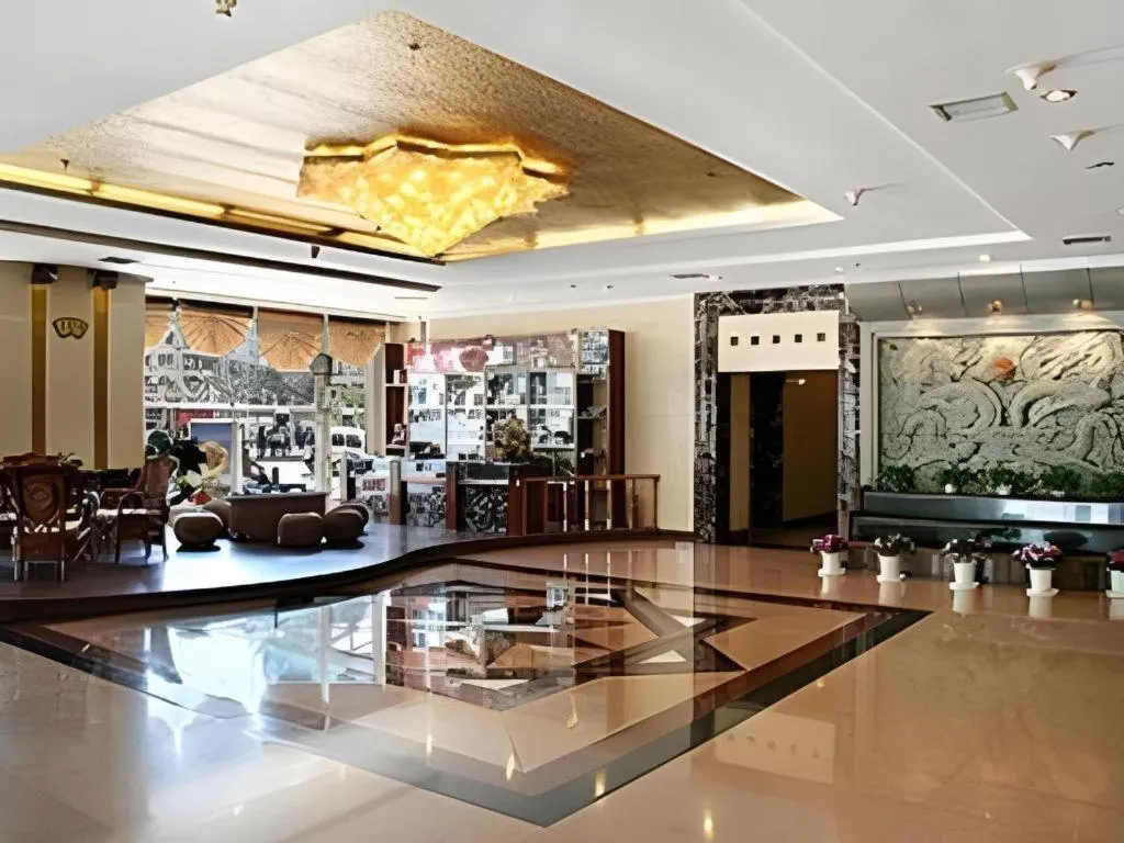 Kunming Greenlake View Hotel