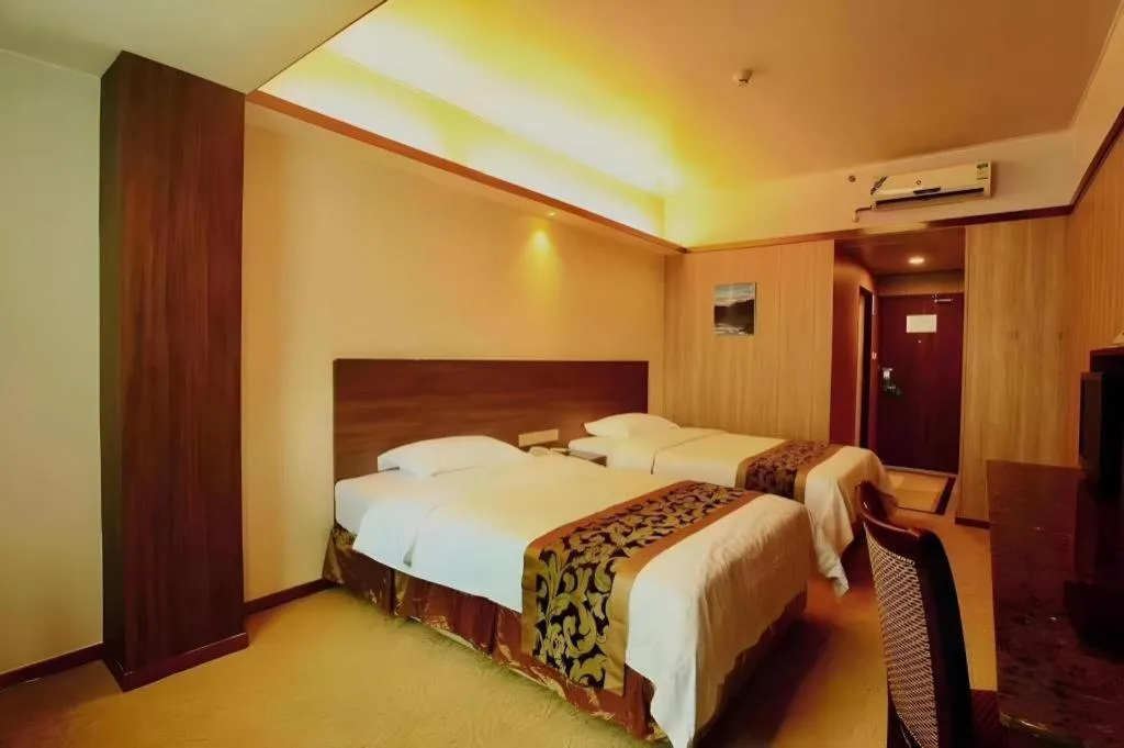 Bed in My Pleasant Hotel