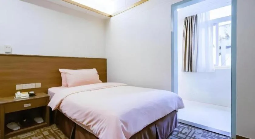 Bed in My Pleasant Hotel