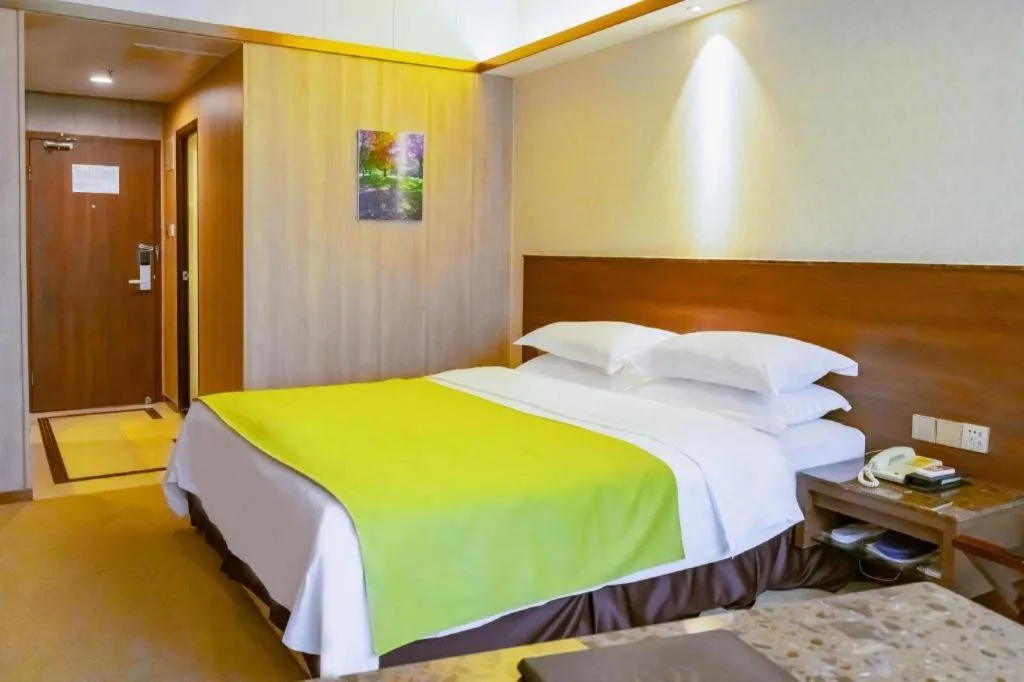 Bed in My Pleasant Hotel