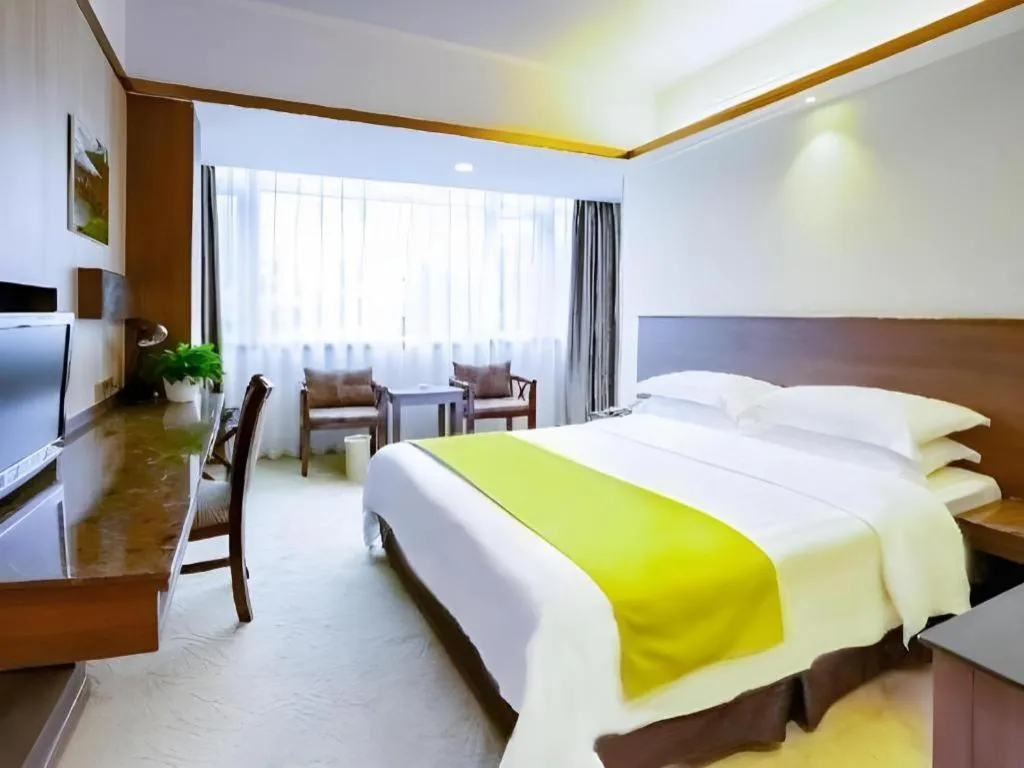 Bed in My Pleasant Hotel