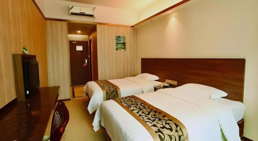 Bed in My Pleasant Hotel