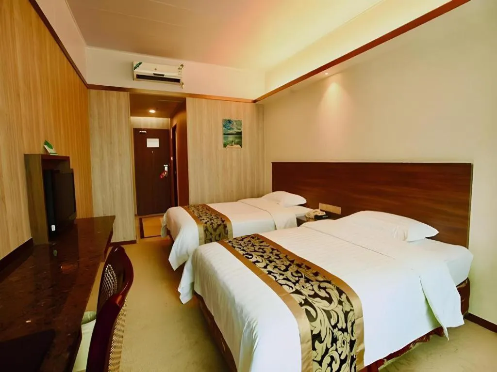 Bed in My Pleasant Hotel