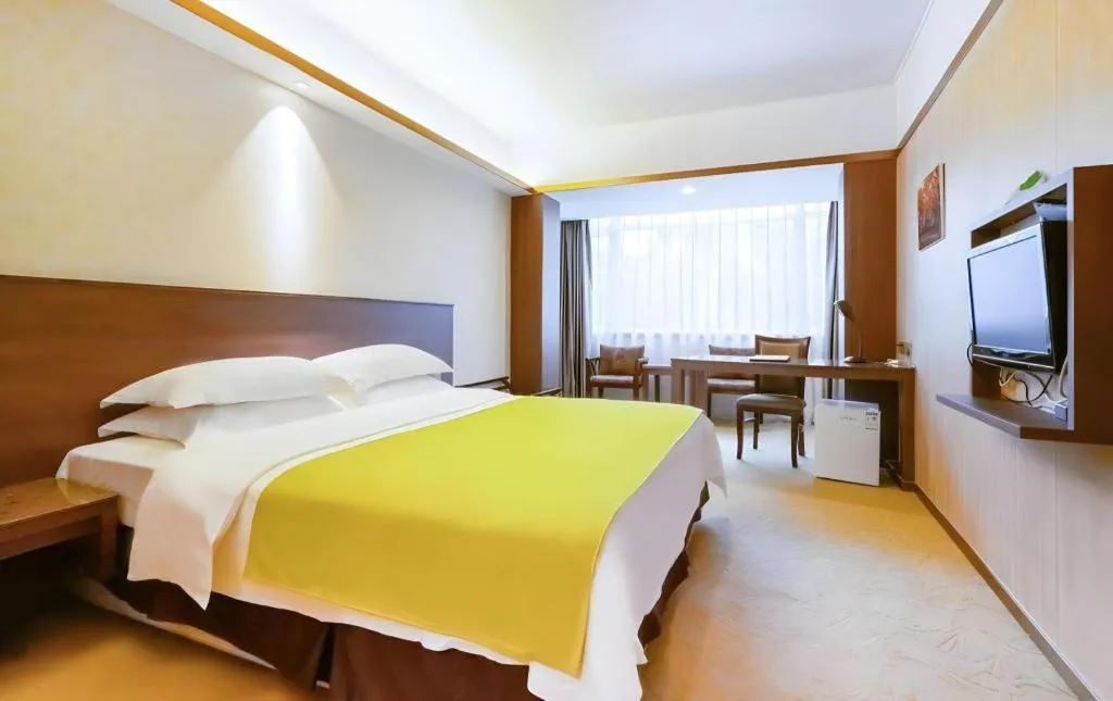 Bed in My Pleasant Hotel