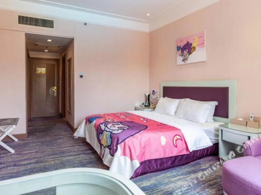 Bed in Dongguan Castfast Hotel