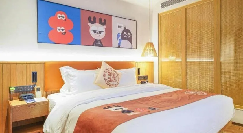 Bed in Dongguan Castfast Hotel