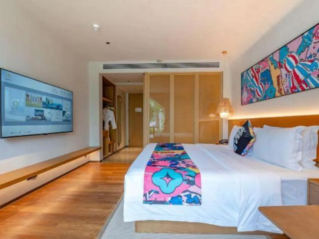 Bed in Dongguan Castfast Hotel