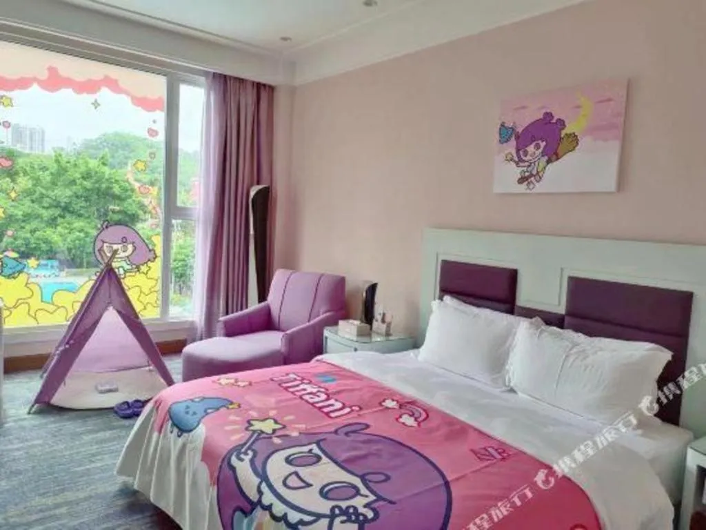 Bed in Dongguan Castfast Hotel