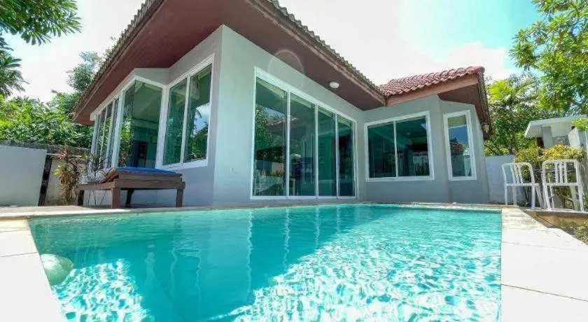 The Living Pool Villas
