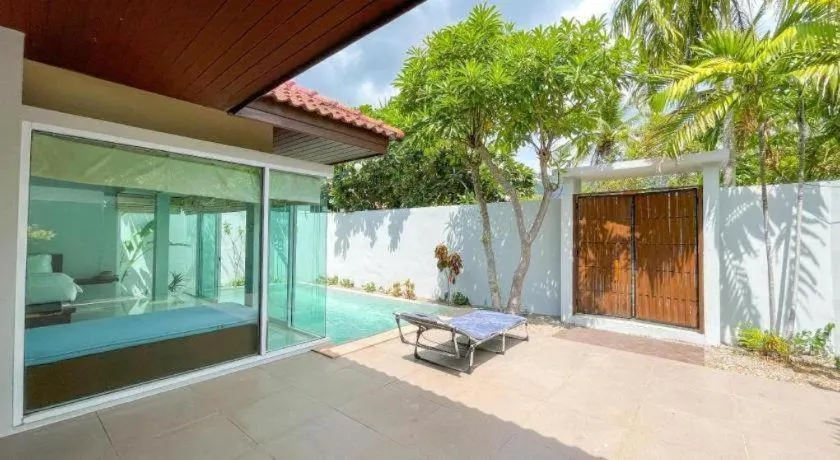 The Living Pool Villas