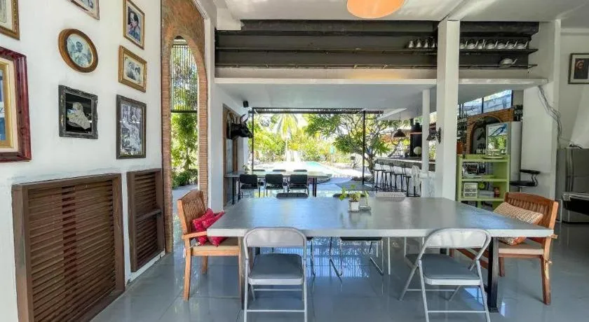 The Living Pool Villas