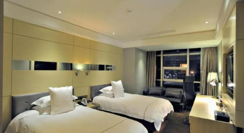 Bed in Urumqi Bayinhe Hotel