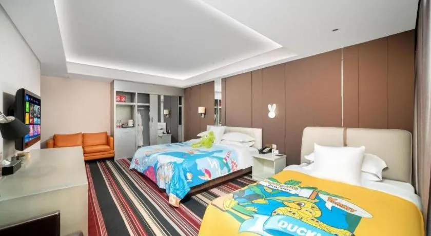 Bed in Urumqi Bayinhe Hotel