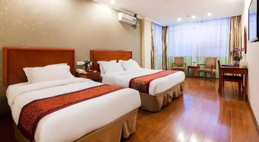 Bed in GreenTree Inn Jiangsu Wuxi Meiyuan Kaiyuan Temple Subway Master Station Express Hotel