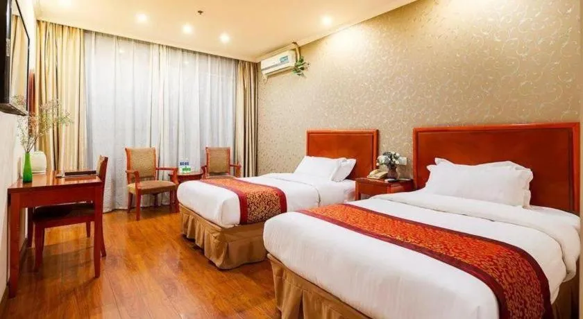 Bed in GreenTree Inn Jiangsu Wuxi Meiyuan Kaiyuan Temple Subway Master Station Express Hotel