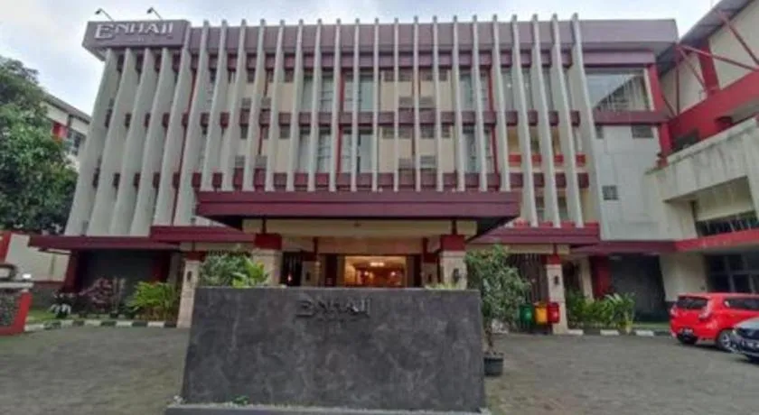 Enhaii Hotel