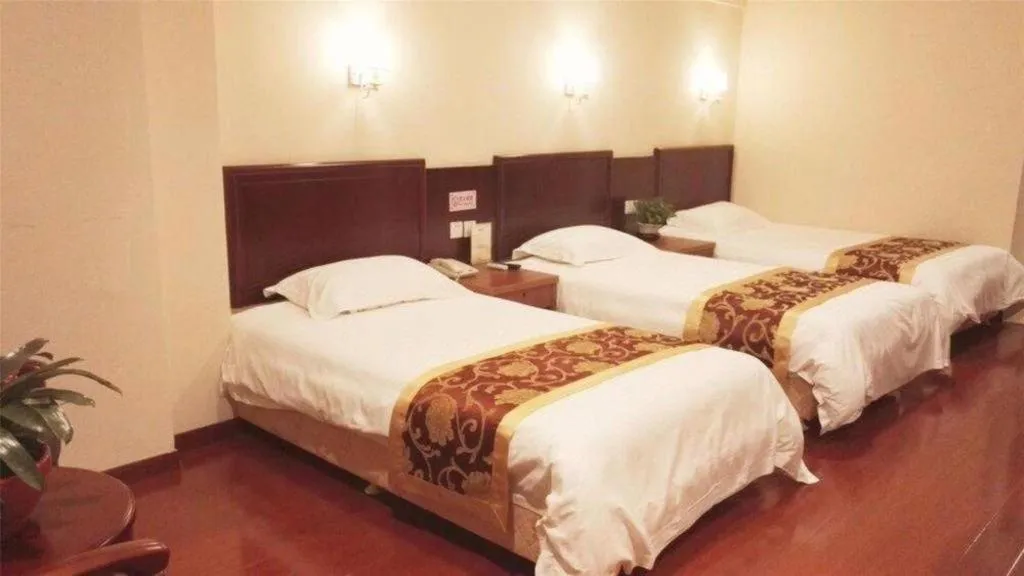 Bed in GreenTree Inn Xi'an Bell and Drum Tower Food Street Ancient City Wall Ximen Express Hotel