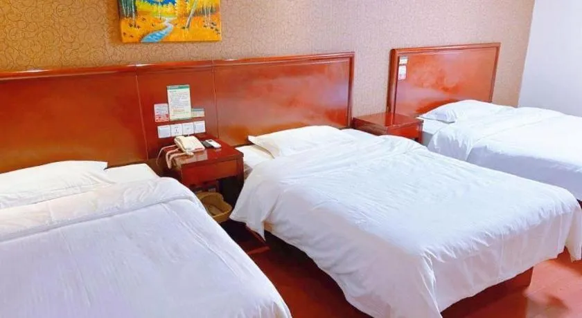 Bed in GreenTree Inn Xi'an Bell and Drum Tower Food Street Ancient City Wall Ximen Express Hotel