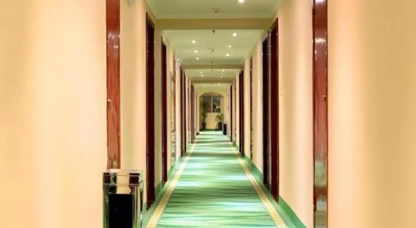 GreenTree Inn Xi'an Bell and Drum Tower Food Street Ancient City Wall Ximen Express Hotel