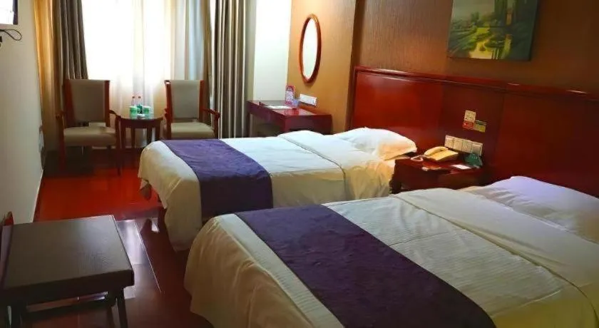 Bed in GreenTree Inn Xi'an Bell and Drum Tower Food Street Ancient City Wall Ximen Express Hotel