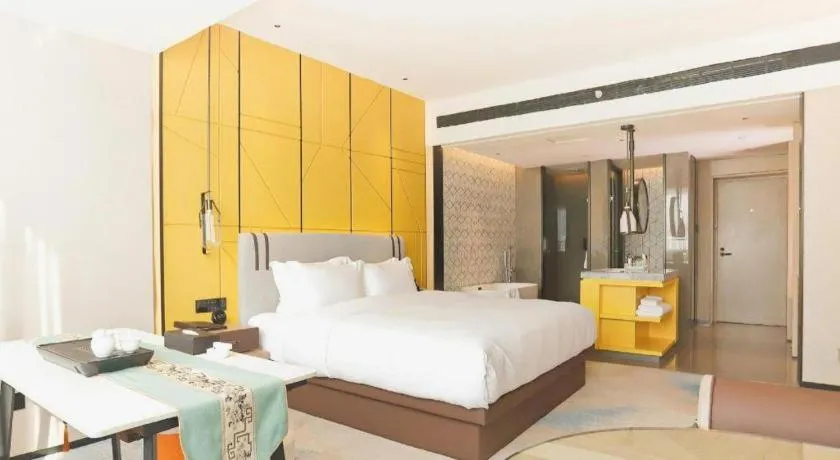 Bed in Fortune Hotel Longyan