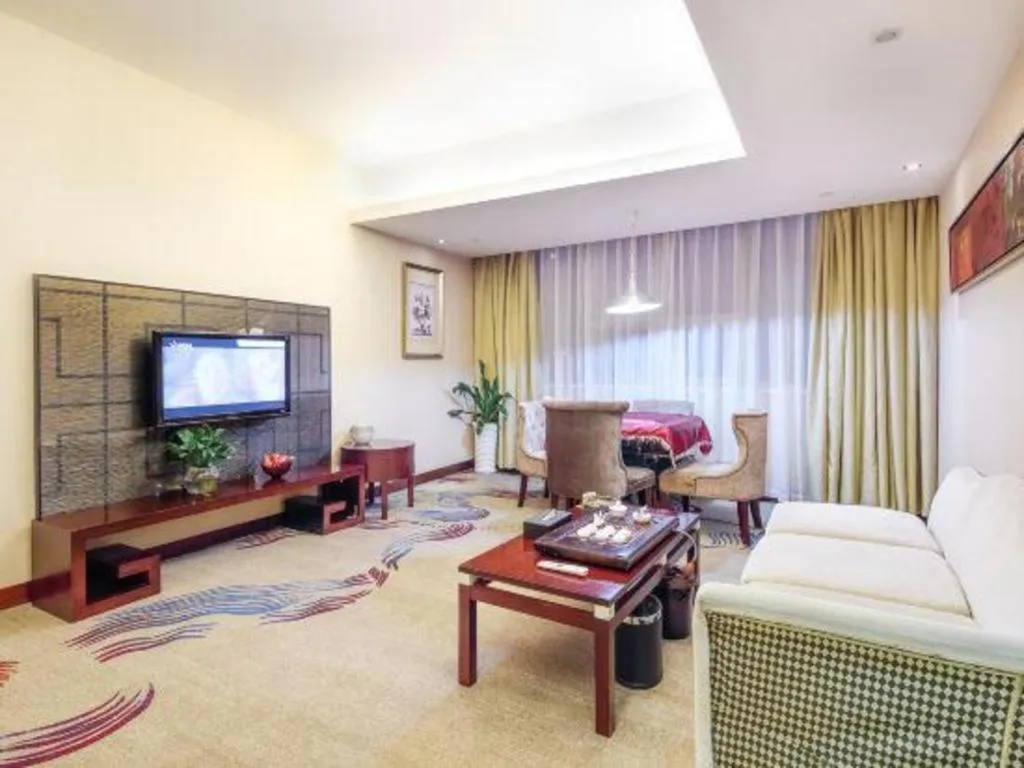 Bed in Fortune Hotel Longyan